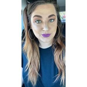 Meet your Posher, Becky